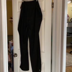 Ave yoga style scrub pants with cargo pocket
